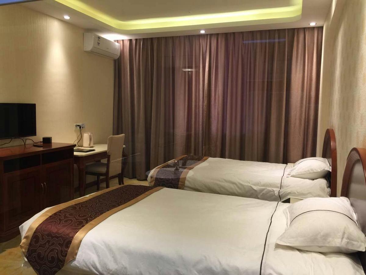 Bai Nian Sheng Shi Hotel 쿤밍 외부 사진